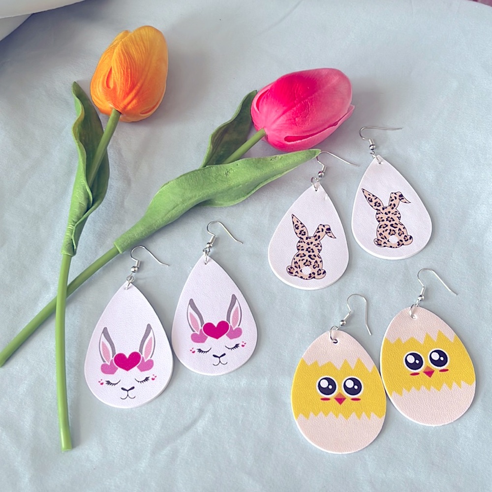 5/$25 🐇 Easter Rabbits and Baby Chick Drop Earrings 🐣